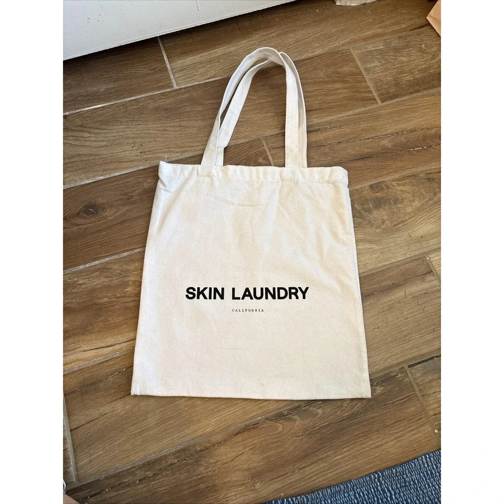 The Skin‎ Laundry Cloth Tote Bag
